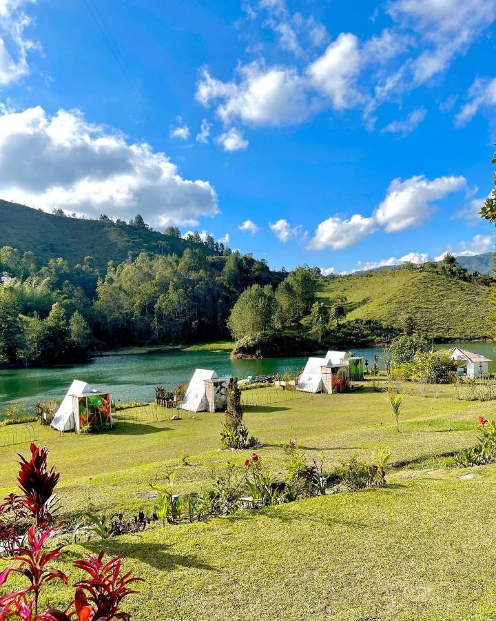 Aw Guatape Glamping Resort Esterno foto